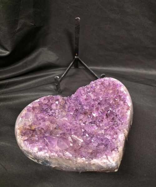 Huge Amethyst Heart on Stand 16 Purple Quartz Geode Crystal Gift 2.119g - H16xW18xD10cm - Image 4