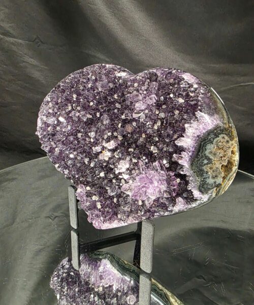 Amethyst Heart on Stand 18 Purple Quartz Geode Crystal Gift 1.044g - H13xW16xD6cm - Image 8