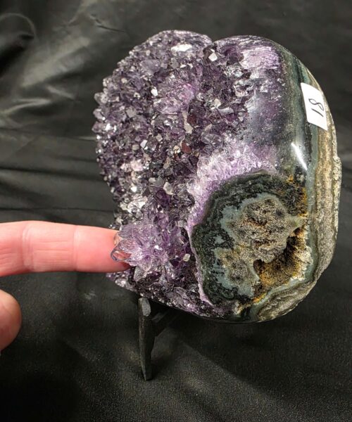 Alternative view of Amethyst Heart on Stand 18 Purple Quartz Geode Crystal Gift 1.044g - H13xW16xD6cm