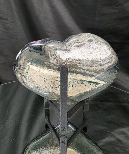 Amethyst Heart on Stand 19 Purple Quartz Geode Crystal Gift 691g - H13xW15xD6cm - Image 7