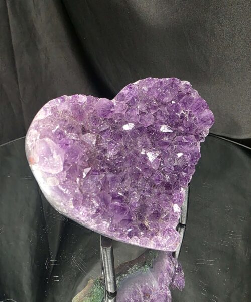 Amethyst Heart on Stand 20 Purple Quartz Geode Crystal Gift 619g - H12xW12xD6cm - Image 9