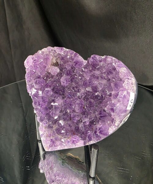 Amethyst Heart on Stand 20 Purple Quartz Geode Crystal Gift 619g - H12xW12xD6cm - Image 8