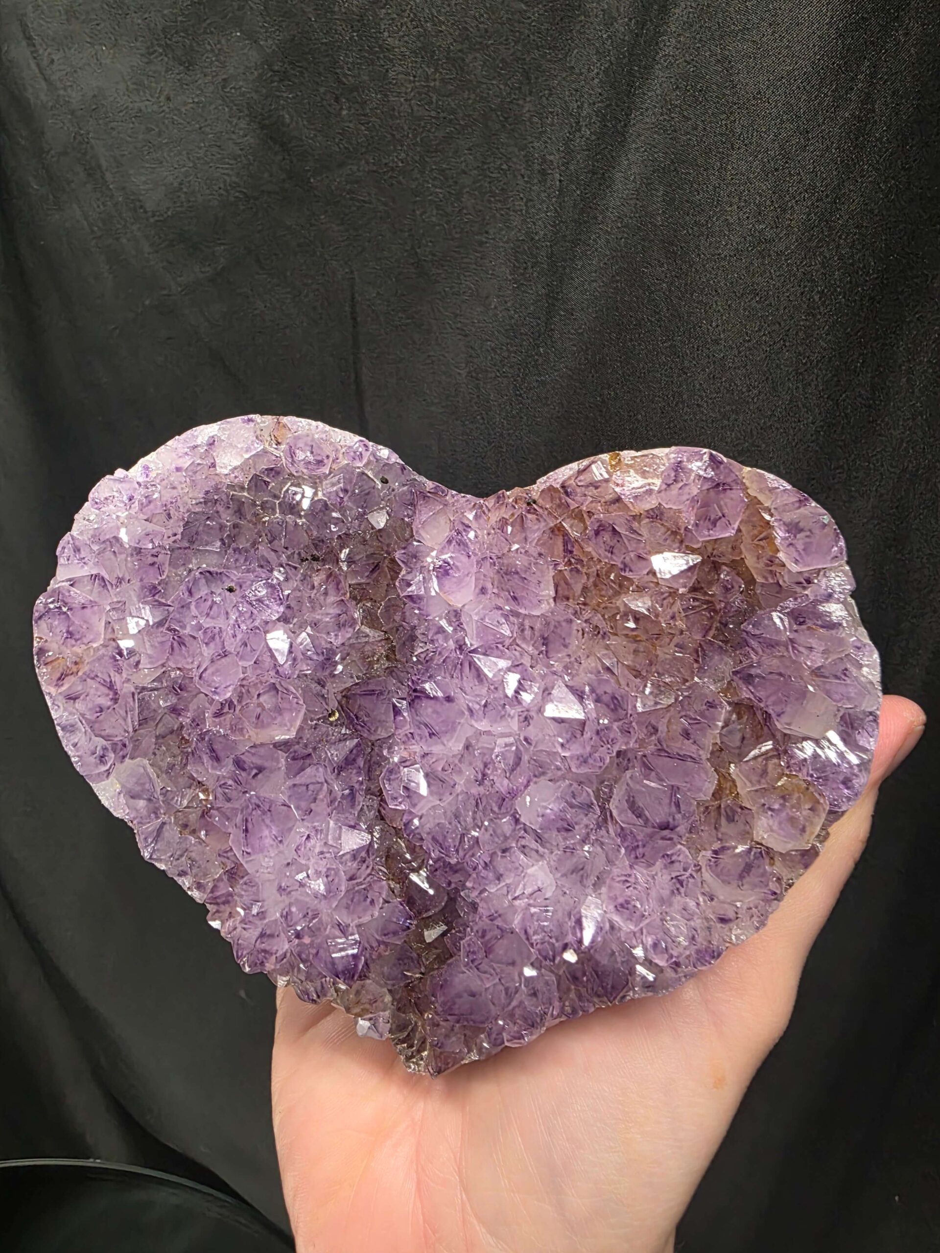 Large Amethyst Heart on Stand 21 Purple Quartz Geode Crystal Gift 921g - H11.5xW13xD7cm - Image 6