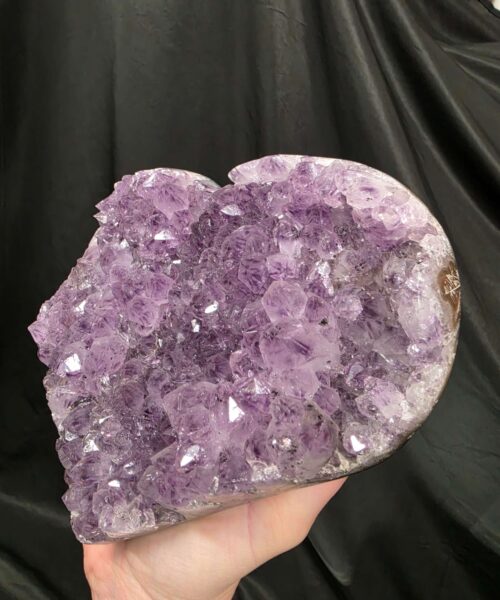 Huge Amethyst Heart on Stand 22 Purple Quartz Geode Crystal Gift 1.552g - H15xW19xD10cm - Image 5