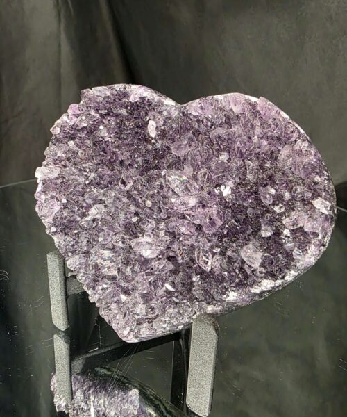Amethyst Heart on Stand 4 Purple Quartz Geode Crystal Gift 581g - H11xW13xD6cm - Image 9