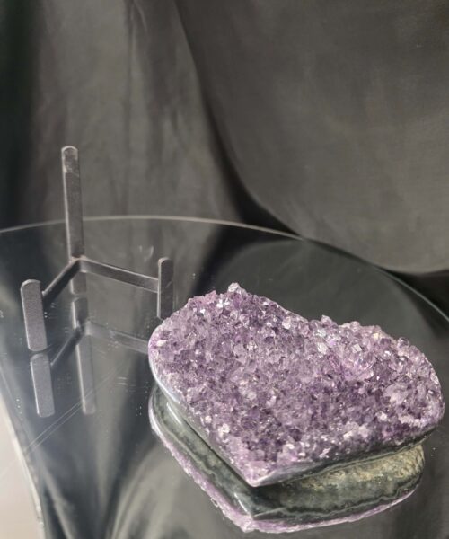Amethyst Heart on Stand 4 Purple Quartz Geode Crystal Gift 581g - H11xW13xD6cm - Image 5