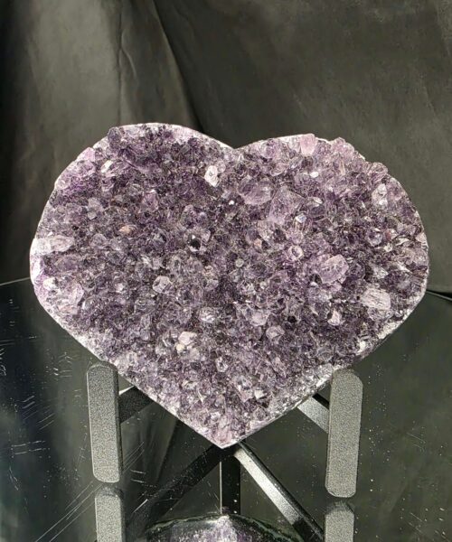 Amethyst Heart on Stand 4 Purple Quartz Geode Crystal Gift 581g - H11xW13xD6cm - Image 4