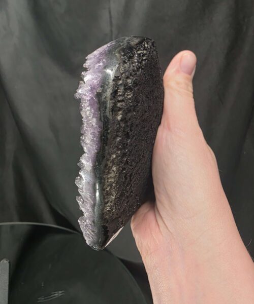 Amethyst Heart on Stand 6 Purple Quartz Geode Crystal Gift 591g - H12xW14xD6cm - Image 5