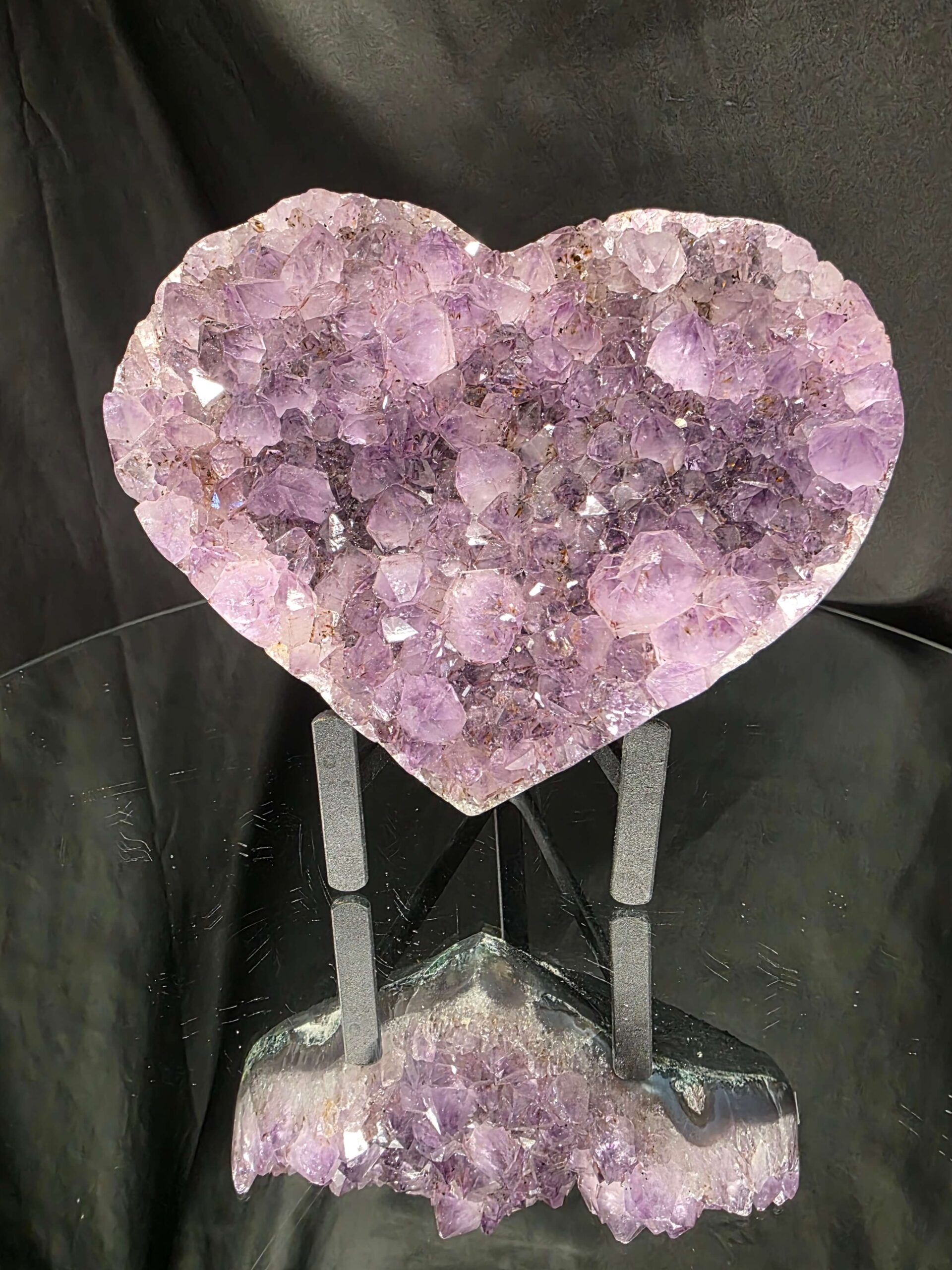 Huge Amethyst Heart on Stand 8 Purple Quartz Geode Crystal Gift 1.834g - H15xW17xD10cm - Image 10