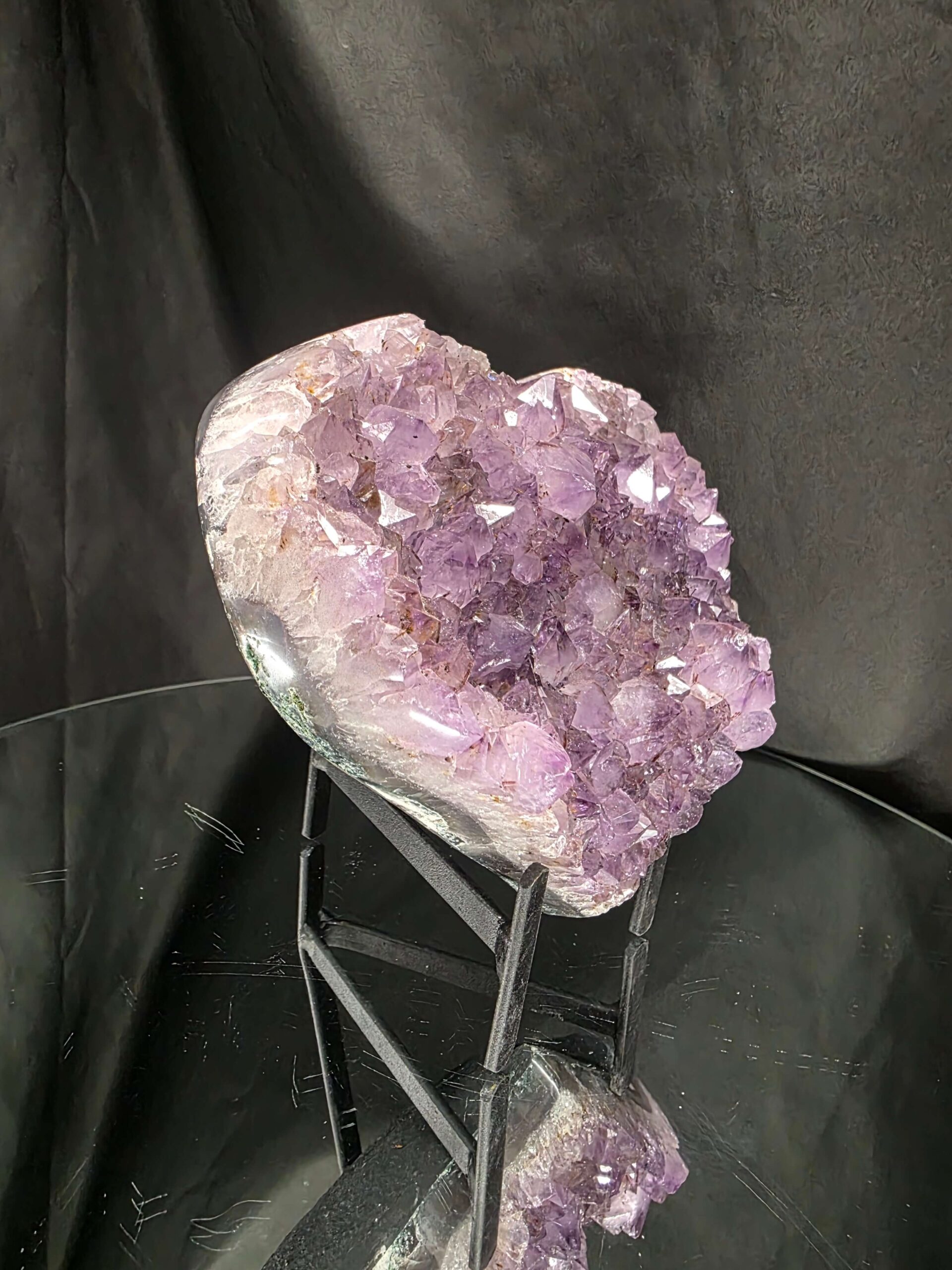 Huge Amethyst Heart on Stand 8 Purple Quartz Geode Crystal Gift 1.834g - H15xW17xD10cm - Image 9