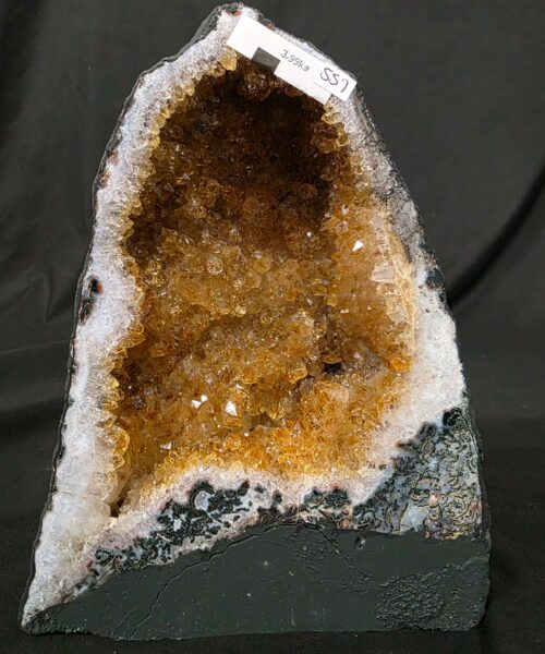 Alternative view of Citrine Geode 557 Crystal Cluster Druzy Premium Grade 3.99kg H23xW18xD11cm