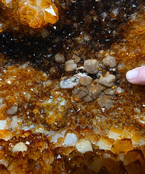 Citrine Geode 577 Crystal Cluster Druzy Premium Grade 13.11g H43xW26xD15cm - Image 3