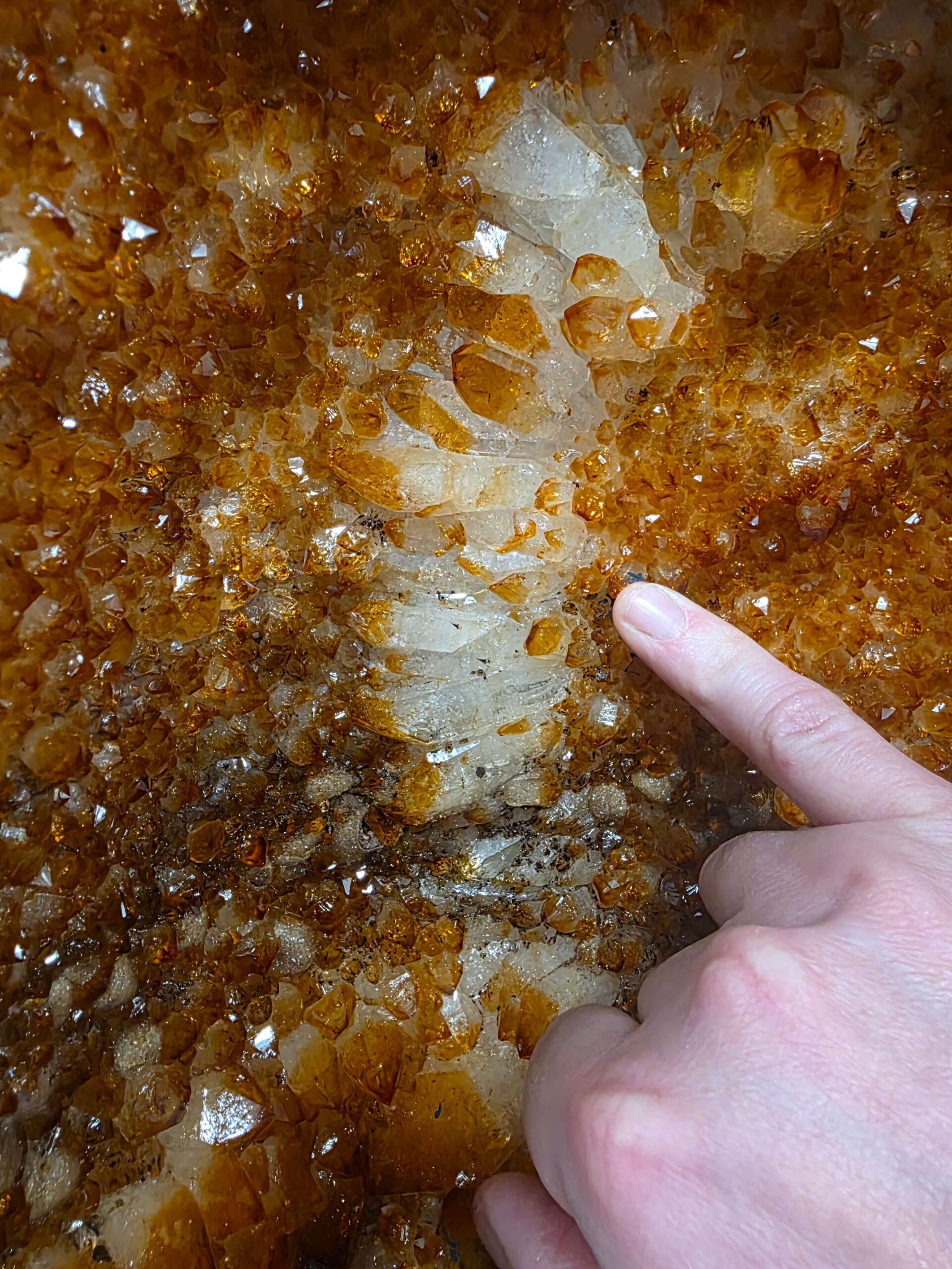 Citrine Geode 587 Crystal Cluster Druzy Premium Grade 17.81kg H41xW26xD16cm - Image 3