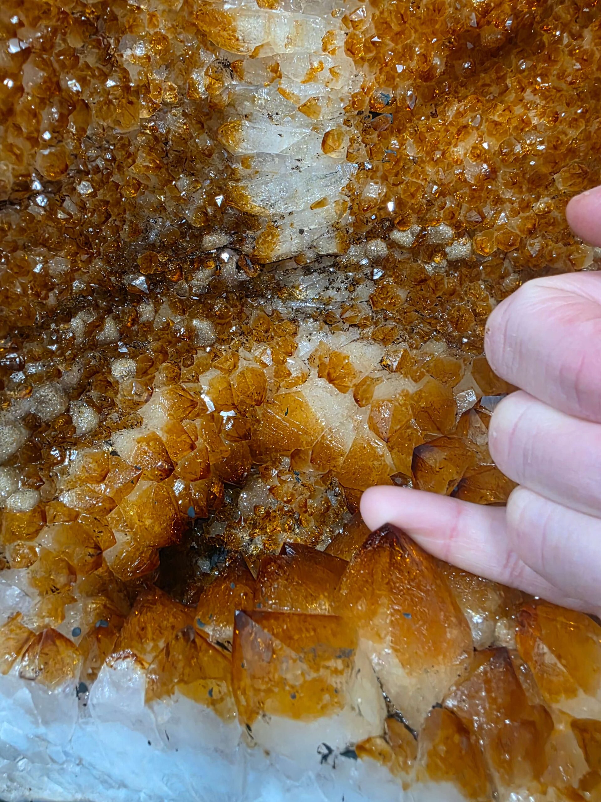 Citrine Geode 587 Crystal Cluster Druzy Premium Grade 17.81kg H41xW26xD16cm - Image 4