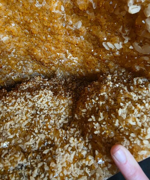 Very Tall Citrine Geode 606 Crystal Cluster Druzy Premium Grade 90kg H106xW32xD31cm - Image 3